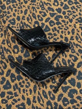 Cape Robbin Black Pointed “Crocodile Tears” Patent Slip-On Heels